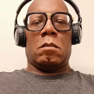 Meet your Posher, Delano